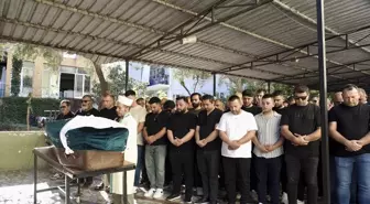 Çiğli'de Kadın Cinayeti: Demet Akarsu Son Yolculuğuna Uğurlandı