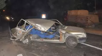 Ödemiş'te Otomobil ile Kamyon Çarpıştı: 1 Yaralı
