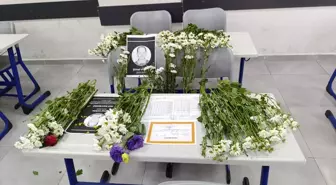 Trafik Kazasında Hayatını Kaybeden Öğrenci İçin Anma Töreni