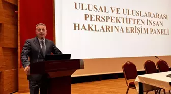 İzmir'de İnsan Haklarına Erişim Paneli Düzenlendi