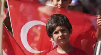 İzmir ve çevre illerde 30 Ağustos Zafer Bayramı kutlandı