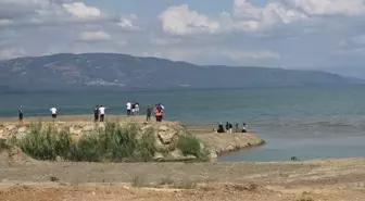 Bursa'da 6 Yaşındaki Çocuk İçin İznik Gölü'nde Arama Çalışması Başlatıldı