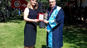 Kafkas Üniversitesi'nde Mezuniyet Heyecanı