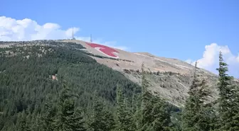 Kahramanmaraş'ta Türkiye'nin En Büyük Türk Bayrağı Yapılıyor
