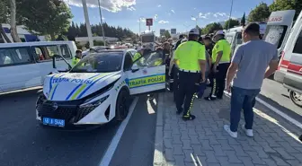 Kahramanmaraş'ta Polis Aracı ile Minibüs Çarpıştı: 4 Yaralı