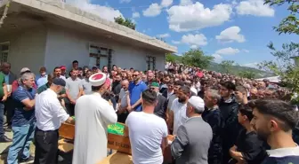 Kahramanmaraş'ta Yıkım Kazasında Hayatını Kaybeden Operatör Memleketinde Defnedildi