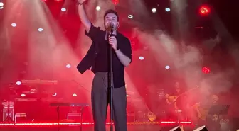 Mustafa Ceceli, Kahramanmaraş Fuarı'nda Konser Verdi