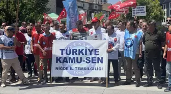 Kamu-Sen Niğde'de Basın Açıklaması