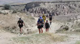 Kapadokya Çöl Maratonu'na 350 Sporcu Katıldı