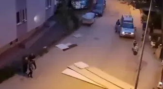 Karabük'te Fırtına Ağaçları Devirip Çatı Parçalarını Sokağa Savurdu
