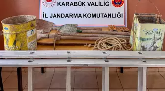 Ovacık'ta İzinsiz Kazı Yapan İki Kişi Suçüstü Yakalandı