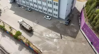 Karabük Belediyesi Okul Bahçelerinde Temizlik Çalışmaları Başlattı