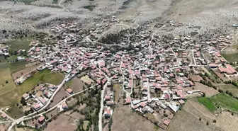 KMÜ Öğrencileri Köy Okullarında Bilimi Eğlenceli Hale Getiriyor