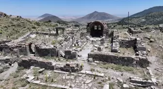 Karadağ'da Yeni Dini Yapılar Keşfedildi