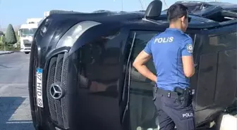 Karaman'da Turistleri Taşıyan Minibüsle Otomobil Çarpıştı: 8 Yaralı