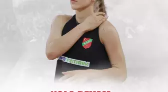 Karşıyaka Voleybol Takımı İç Transferde İki İsimle Anlaştı