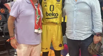 Fenerbahçe, EuroLeague'de Şampiyon! Karşıyakalı Eski Oyuncular Finalde Buluştu