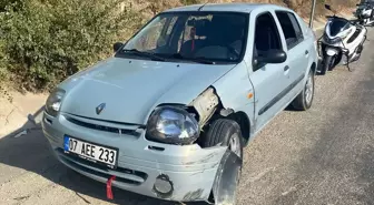 Antalya'da Otomobil ile Motosiklet Çarpıştı: Bir Yaralı