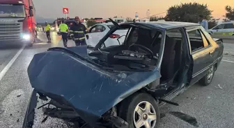 Kastamonu'da Bariyere Çarpan Otomobilde 5 Yaralı