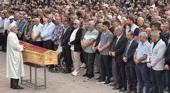 Kastamonu'da Otomobil Çarpması Sonucu 16 Yaşındaki Çocuk Hayatını Kaybetti