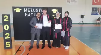 Kastamonu'da Karneler Dağıtıldı, Öğrenciler Yaz Tatiline Çıktı