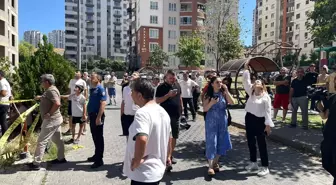 Kayseri'de 14 Katlı Apartmanda Yangın: Kurtarma Çalışmaları Sürüyor
