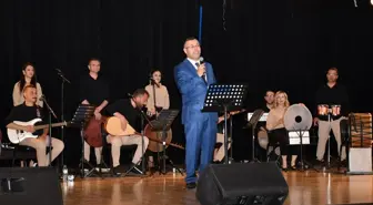 Kayseri'de Adliye Çalışanlarından Müzik Konseri