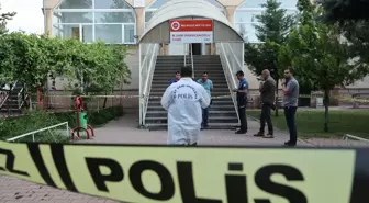 Park Yeri Tartışması İki Kişiyi Cami Değiştirdi: Bir Kişi Bıçakla Öldürüldü