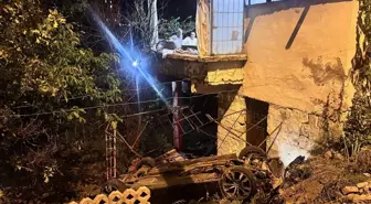 Kayseri'de müstakil evin bahçesine düşen otomobilin sürücüsü yaralandı