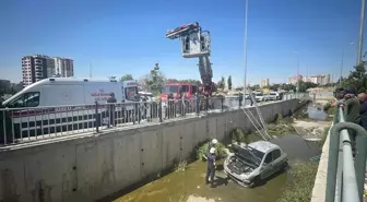 Kayseri'de Su Kanalına Düşen Araçta Sürücü Yaralandı
