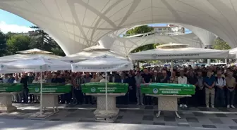 Kayseri'de Yaşanan Trafik Kazasında Anne ve Oğlu Hayatını Kaybetti