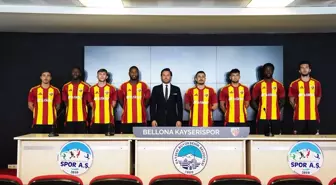 Kayserispor, Yeni Transferlerini Taraftara Tanıttı
