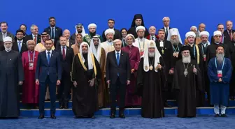 Kazakistan'da Semavi ve Geleneksel Dinlerin Liderleri Kongresi Başladı