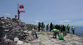 Kazdağları'nda Çevre Temizliği Etkinliği Gerçekleştirildi