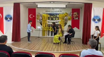 Keban'da Fevzi Çakmak İlkokulu Mezuniyet Töreni Düzenlendi