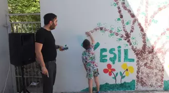 Elazığ'da Öğrenciler 'Yeşil Vatan' İçin Duvar Resmi Yaptı
