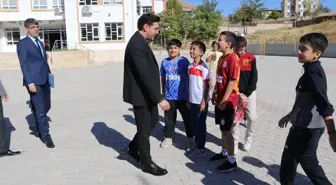 Keban Kaymakamı Okul Ziyareti Gerçekleştirdi