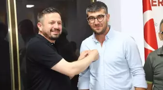 Kepsut'ta 61 Partili, AK Parti'ye Katıldı