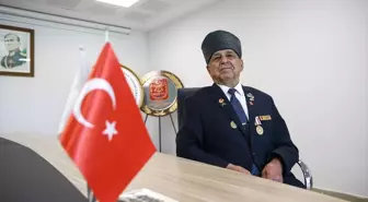 KIBRIS BARIŞ HAREKATI'NIN 51. YILI - Kıbrıs'ta gazi olan İstiklal gazisinin torunu çifte gurur yaşıyor