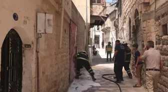 Kilis'te Kullanılmayan Depoda Yangın Çıktı