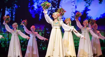 Bişkek'te 5. Uluslararası Çocuk Folklor Festivali Başladı