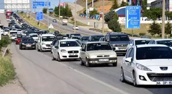 Kırıkkale'de Kurban Bayramı Dönüş Yolunda Trafik Yoğunluğu