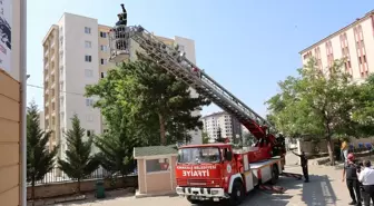 Kırıkkale'de bir okuldaki yangın ve tahliye tatbikatı gerçeği aratmadı