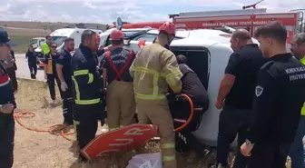 Kırıkkale'de Otomobil Devrildi: 2 Yaralı