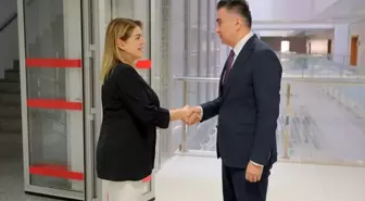 Kırklareli Adalet Komisyonu Başkanı Serdar Aslan, KLÜ Rektörü Prof. Dr. Rengin Ak'ı Ağırladı