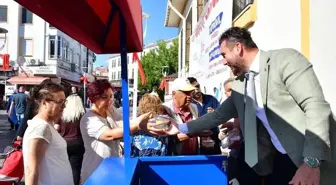 Babaeski ve Pınarhisar Belediyelerinden Aşure ve Dondurma İkramı