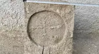 Kırşehir'de Bizans Dönemine Ait Mezar Steli Ele Geçirildi
