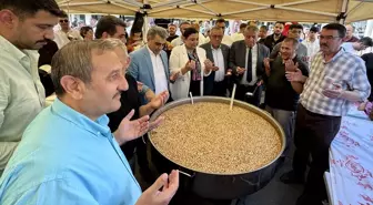 Kırşehir'de Muharrem Ayı Nedeniyle Aşure Dağıtımı Yapıldı