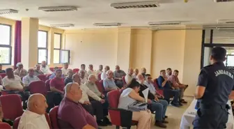 Kırşehir'de Jandarma Ekipleri Muhtarlarla Toplandı