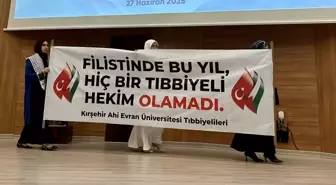 KAEÜ Tıp Fakültesi Mezuniyet Töreninde Filistin'e Destek